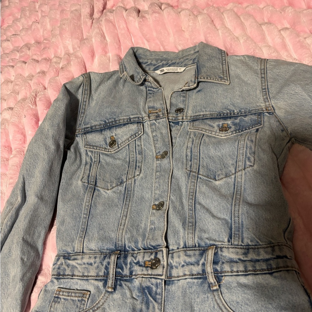 Zara Light Blue Denim short Overalls xs #y2k #westeren
#denim #grunge - Picture 4 of 14